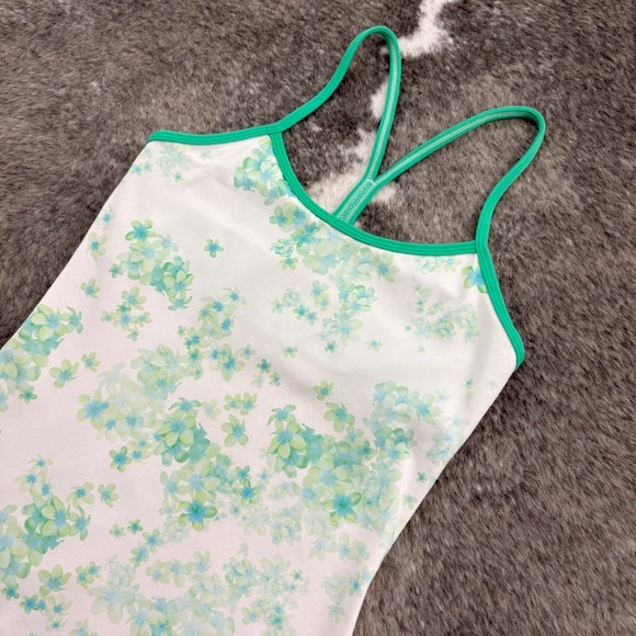 Lululemon Power Y Tank - Picture 3 of 12